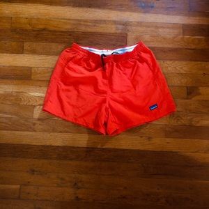 Patagonia baggies worn once mint condition!